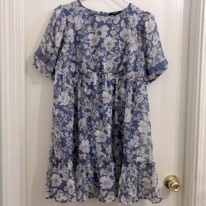 Lilac purple floral tier dress puff sleeves ruffle hem round neck